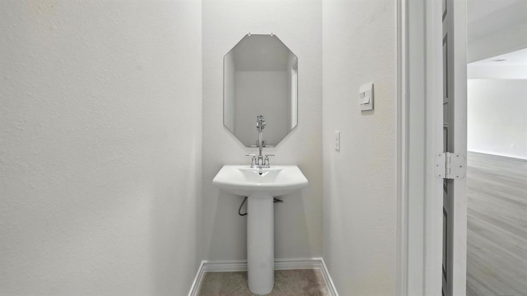 The Woods at Lindsay Place - Residential