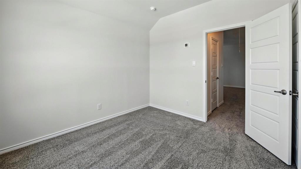 The Woods at Lindsay Place - Residential