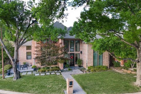 Photo of 5804 Preston Fairways Drive, Dallas, TX 75252 (MLS # 21251446)