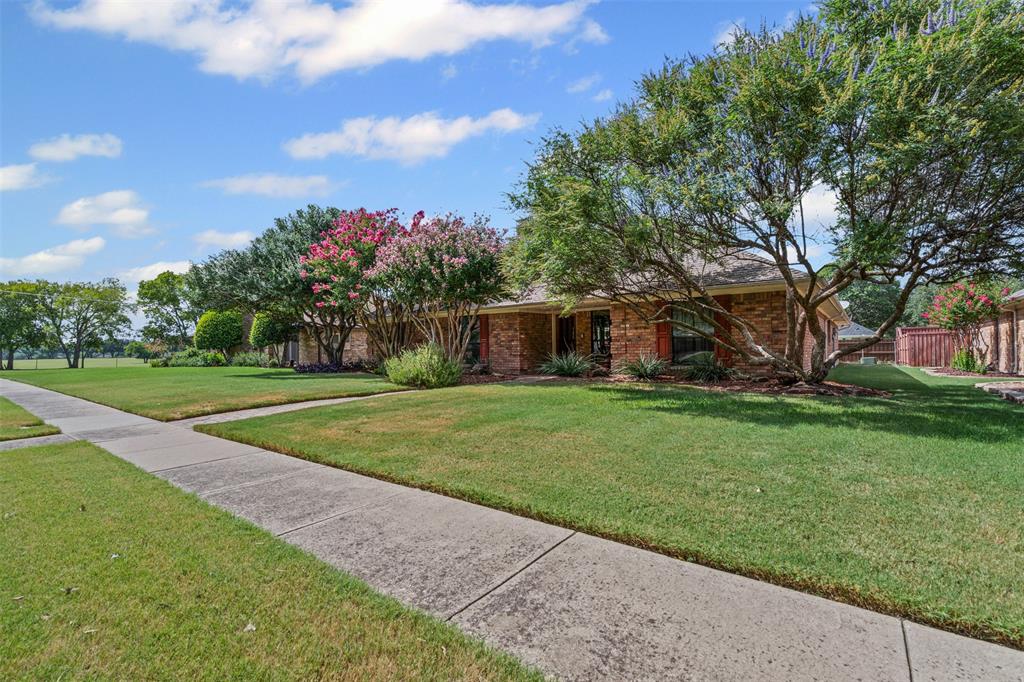 1553 Bamburgh Drive
