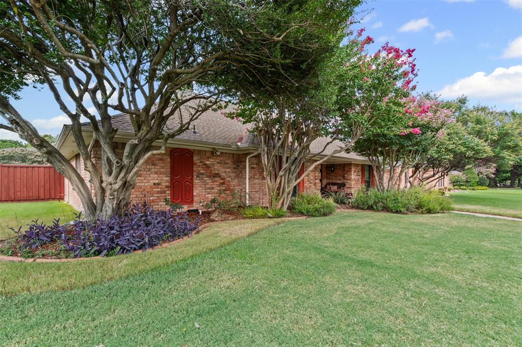 1553 Bamburgh Drive