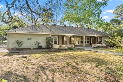 Tiny photo for 204 Plantation Avenue, Pottsboro, TX 75076 (MLS # 21223714)