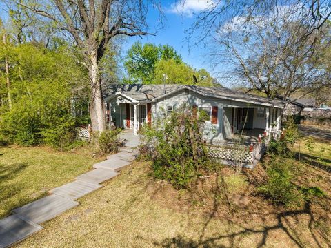 Tiny photo for 204 Plantation Avenue, Pottsboro, TX 75076 (MLS # 21223714)