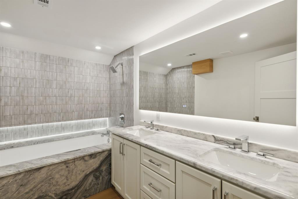 Meadows 02 - Residential