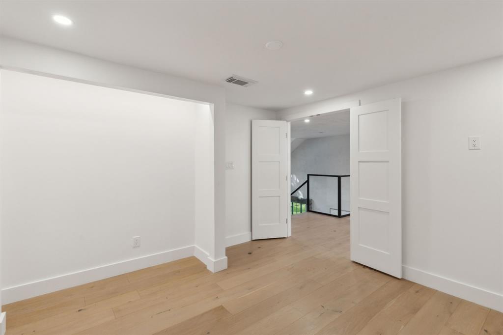 Meadows 02 - Residential