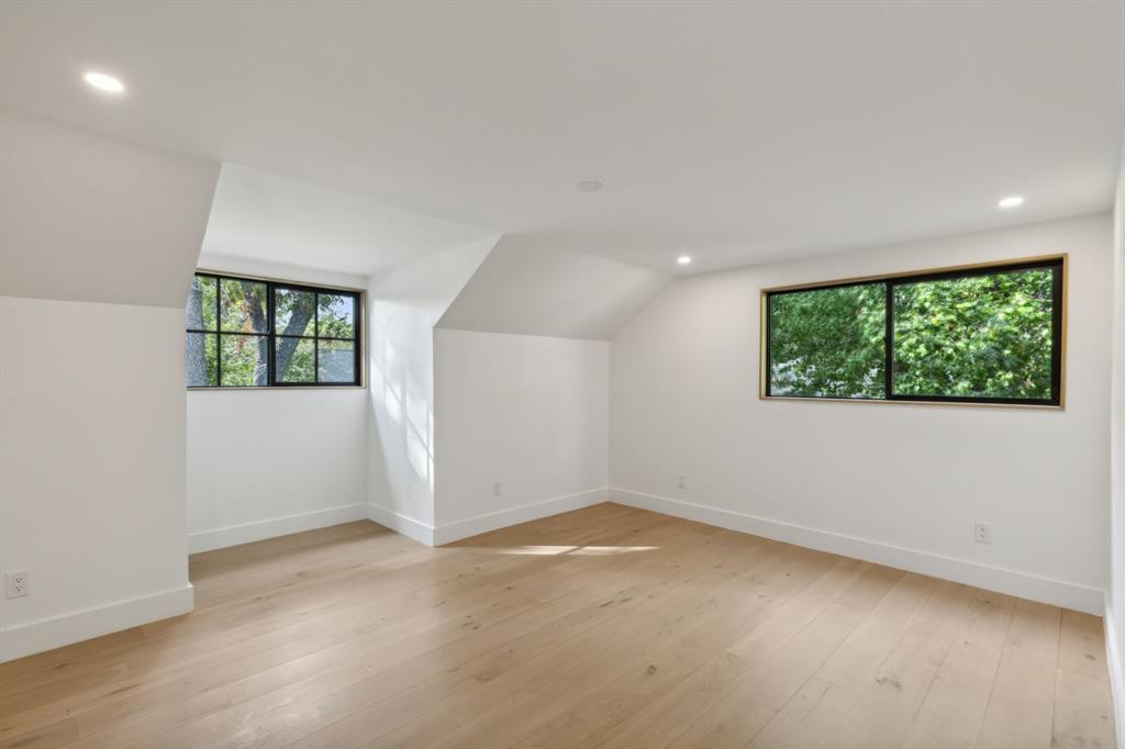 Meadows 02 - Residential