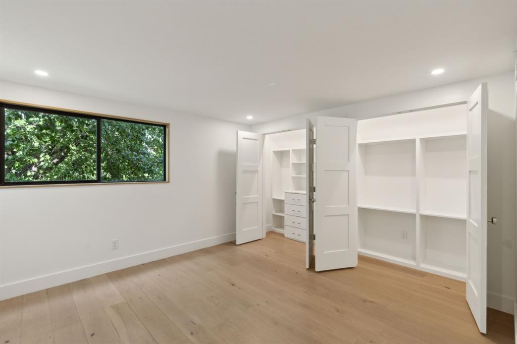 Meadows 02 - Residential