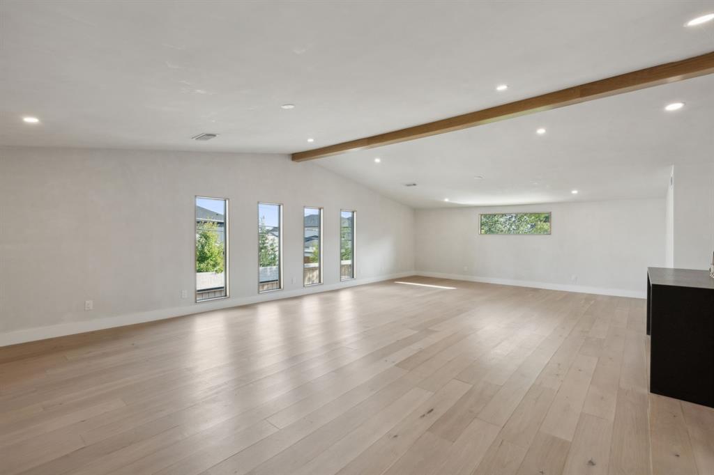 Meadows 02 - Residential