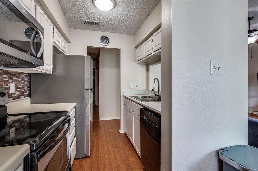 Cloisters Condo The - Residential