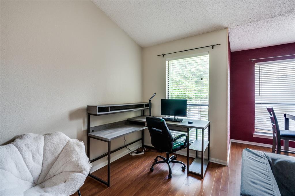 Cloisters Condo The - Residential