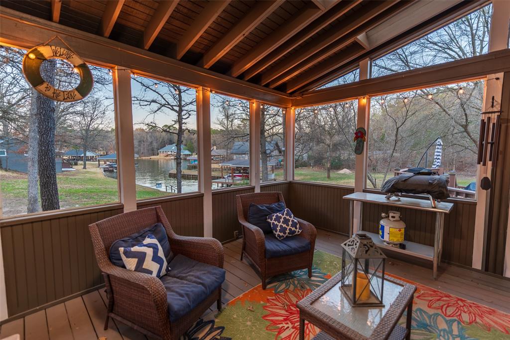 233 E El Dorado Drive