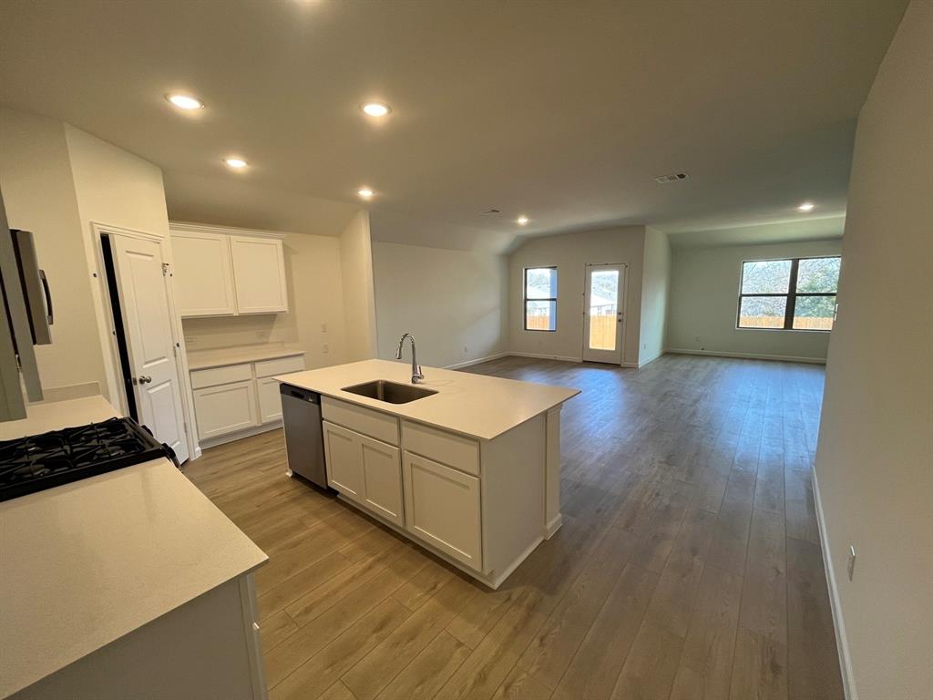 3884 Rose Hill Court