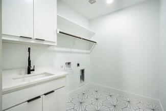 Joe A 02 Irvin Subdivision - Residential