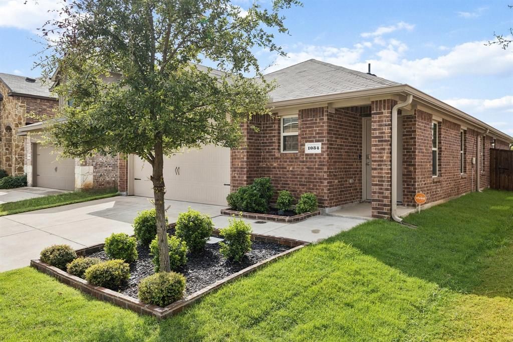 Photo of 1034 Old Oaks Drive, Forney, TX 75126 (MLS # 21266909)