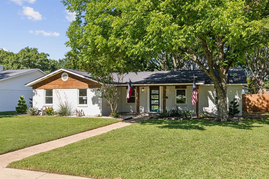 12105 Cox Lane