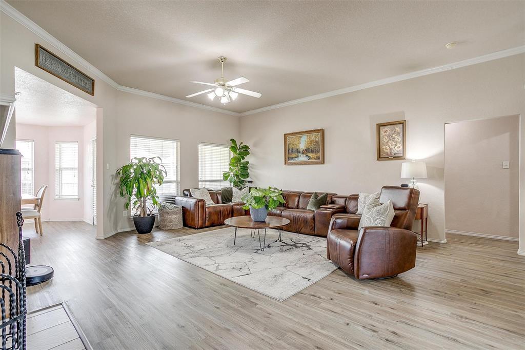 953 Mesa Vista Drive