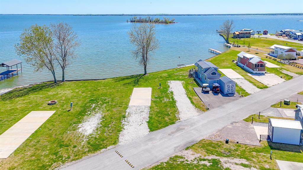 Peninsula Point - Land