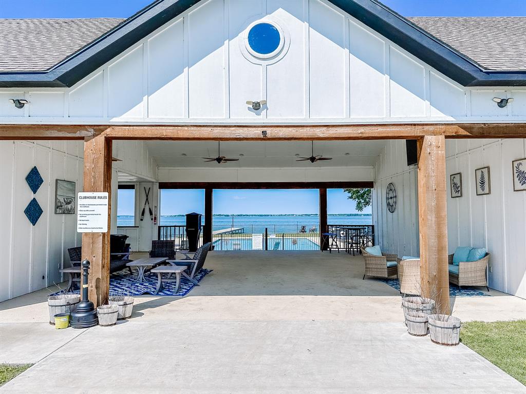 Peninsula Point - Land