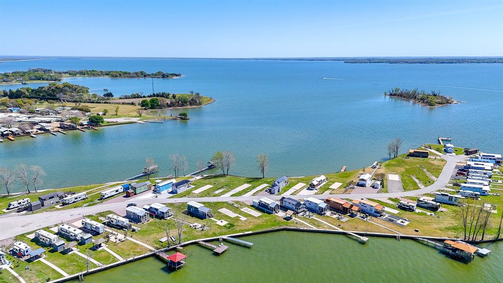 Peninsula Point - Land