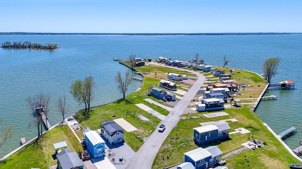 Peninsula Point - Land