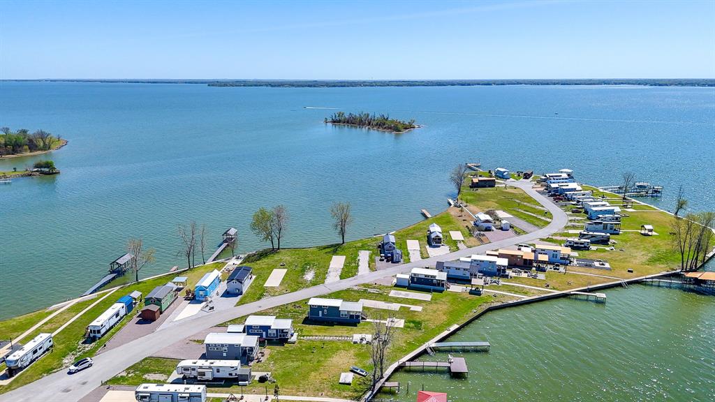 Peninsula Point - Land