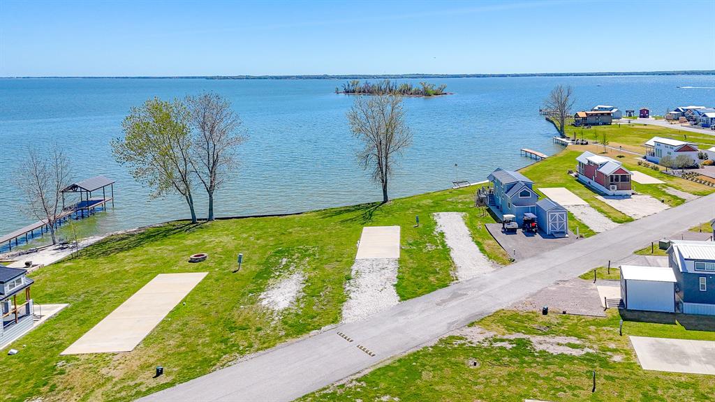 Peninsula Point - Land