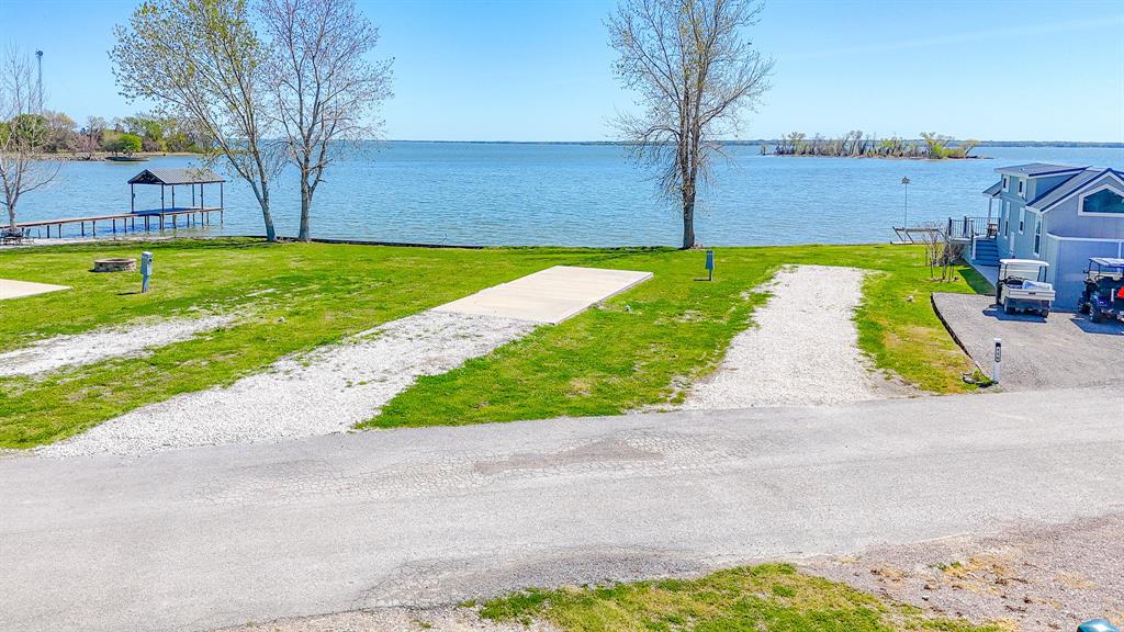 Peninsula Point - Land