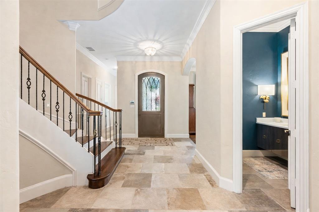 5116 Meadowside Lane