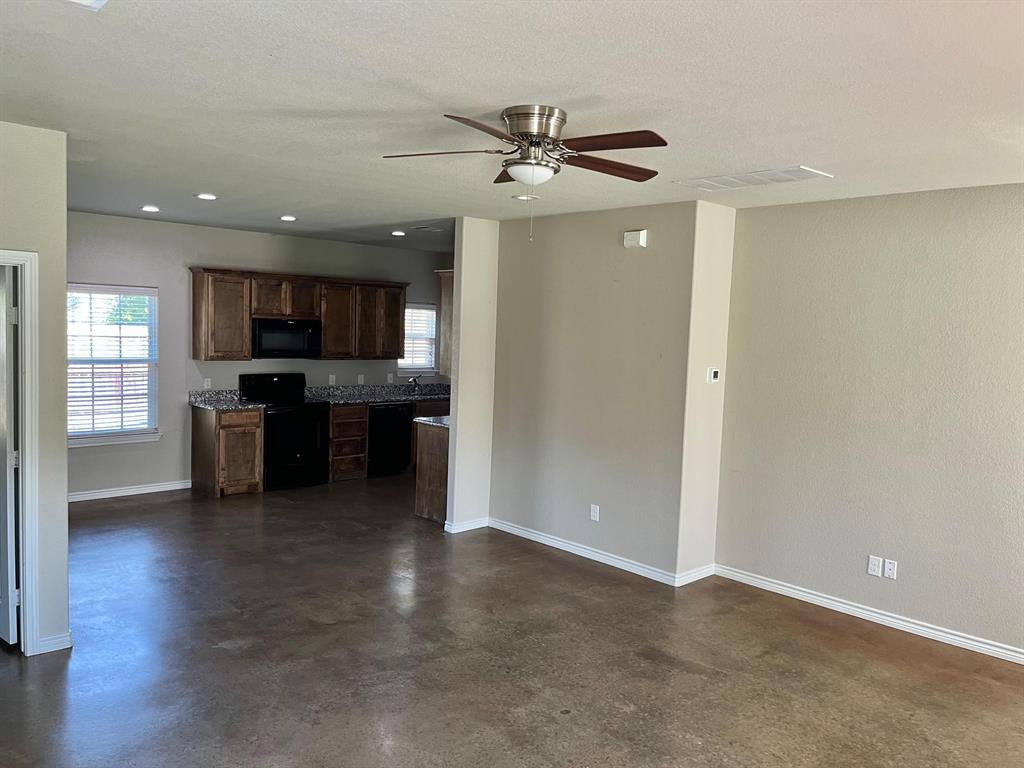 Photo of 2332 County Road 314, Cleburne, TX 76031 (MLS # 21368896)