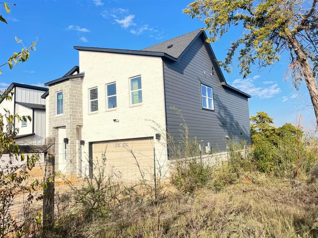 Diceman Complex - Residential