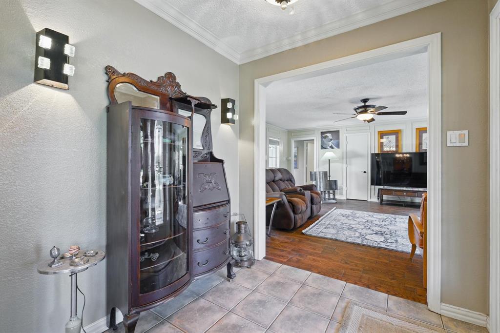 2739 Timberleaf Drive