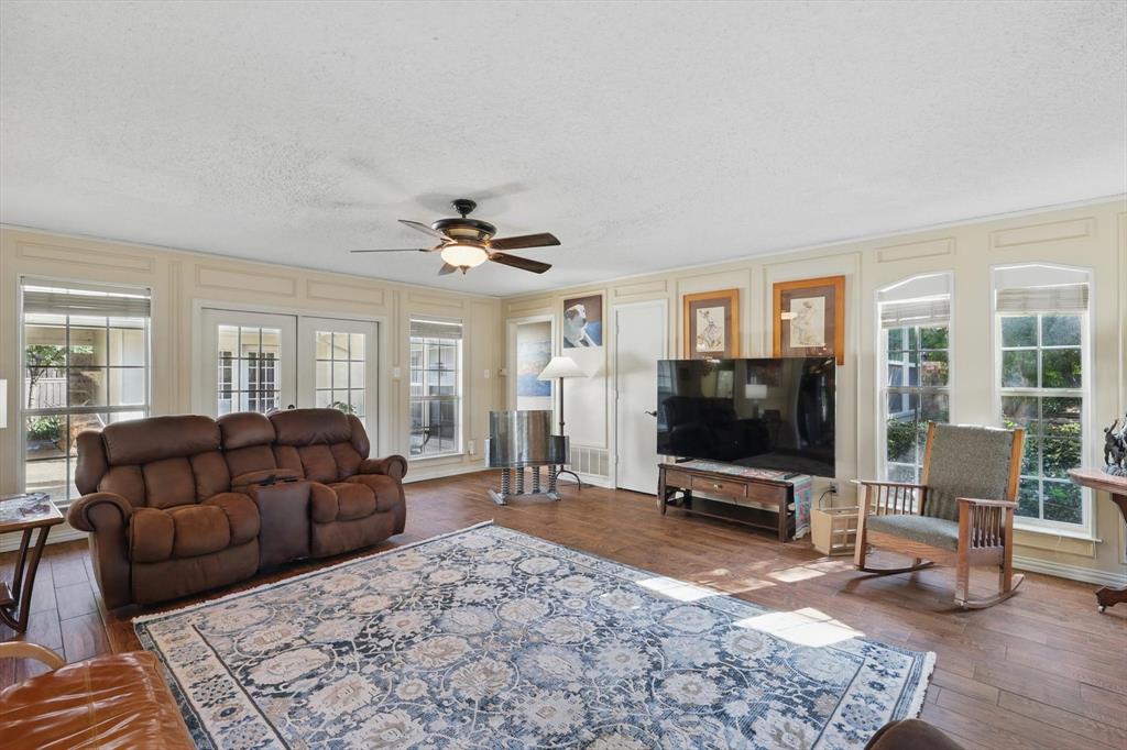 2739 Timberleaf Drive