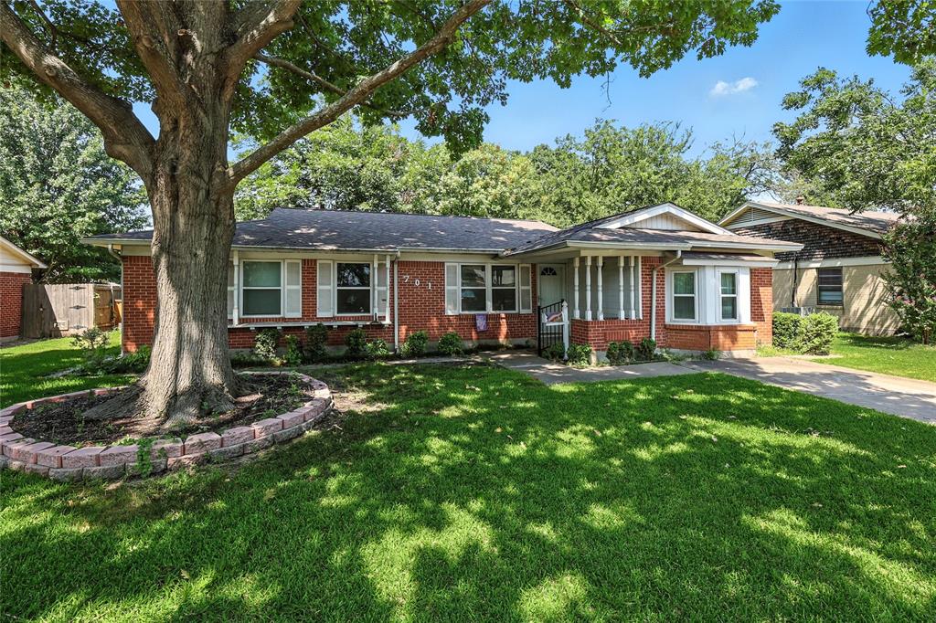 701 Maydelle Lane