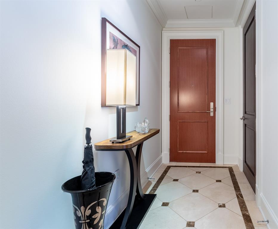 Ritz-Carlton Residences - Residential Lease