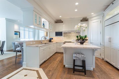 Tiny photo for 2525 N PEARL Street #1005, Dallas, TX 75201 (MLS # 21103241)