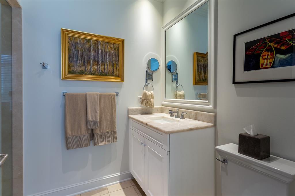 Ritz-Carlton Residences - Residential Lease