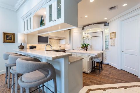 Tiny photo for 2525 N PEARL Street #1005, Dallas, TX 75201 (MLS # 21103241)