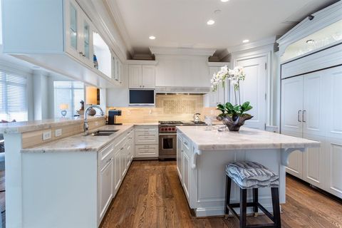 Tiny photo for 2525 N PEARL Street #1005, Dallas, TX 75201 (MLS # 21103241)