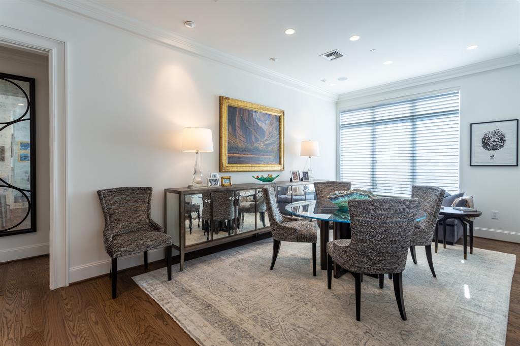 Ritz-Carlton Residences - Residential Lease