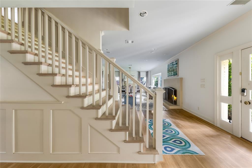 3313 Bryn Mawr Drive