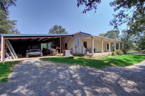 A home in Hooks