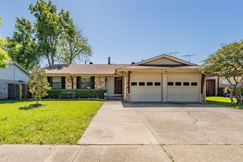Photo of 808 Intervale Drive, Garland, TX 75043 (MLS # 21217899)