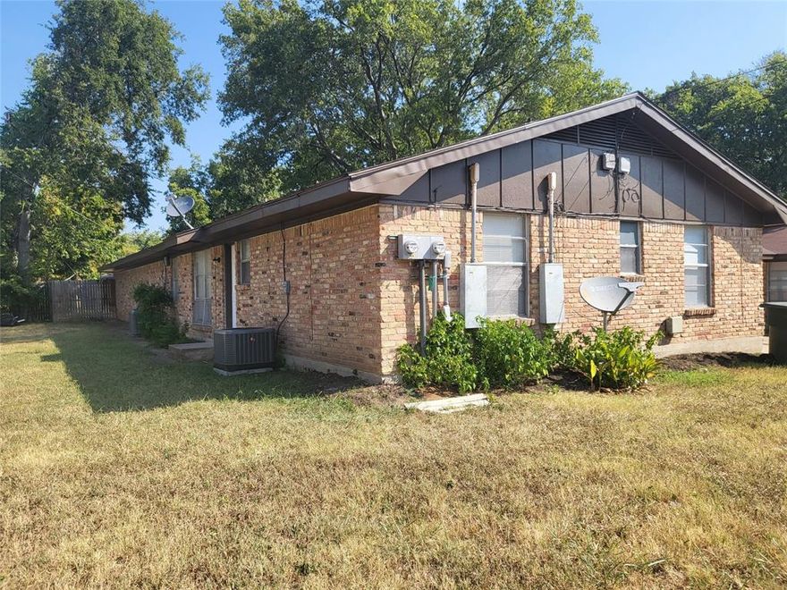 Great income producing duplex:  1501 and 1503 E Wells Ave, Sherman, TX 75090.  Both units have been remodeled and are either rented or move in ready.  1503 rear unit has a garage conversion completed with washer and dryer hook ups.  1501 is driveway parking, and 1503 has driveway parking plus a detached garage. 

An adjoining duplex that shares the driveway space is also for sale: 1505 and 1507 E Wells Ave, Sherman, TX 75090 under MLS number 21010174.