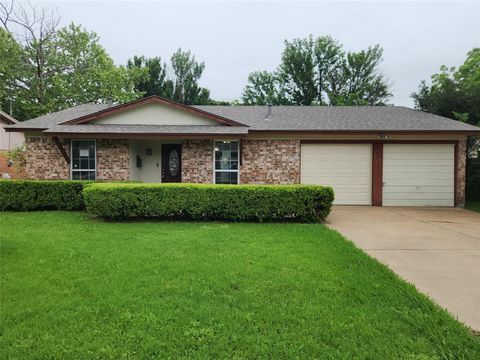 409 Nathan Street Burleson TX 76028