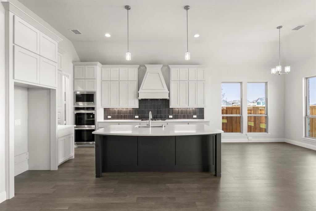 2118 Clairmount Drive