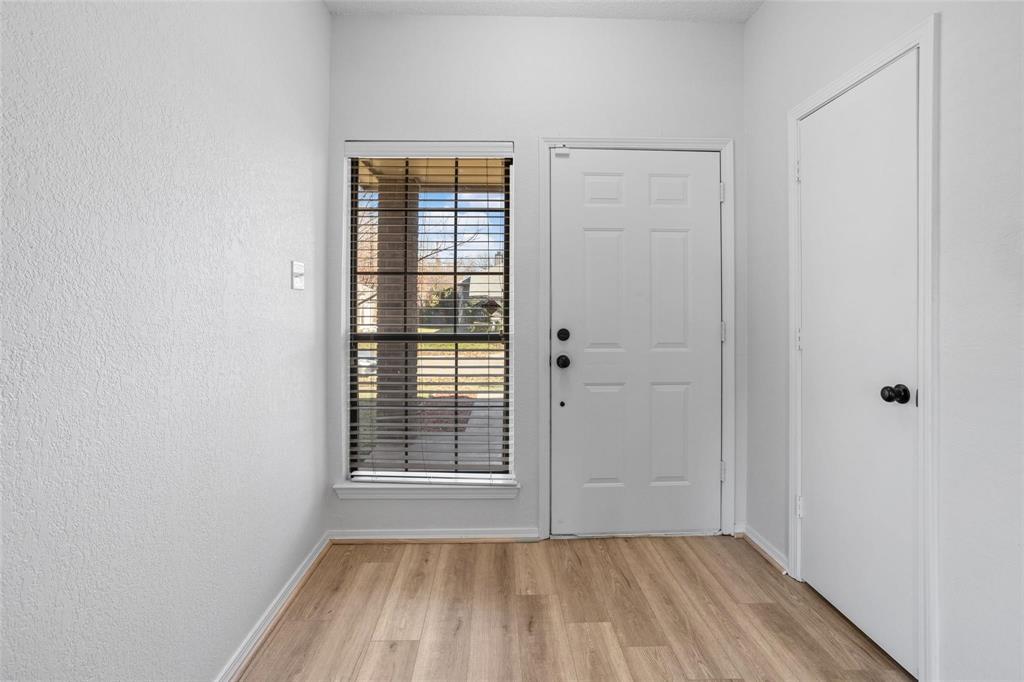 4313 Flamingo Way