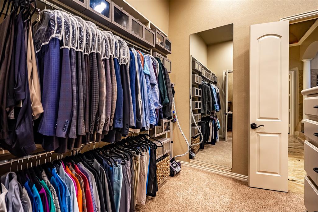 Starwood Ph Four Village 18 - Residential