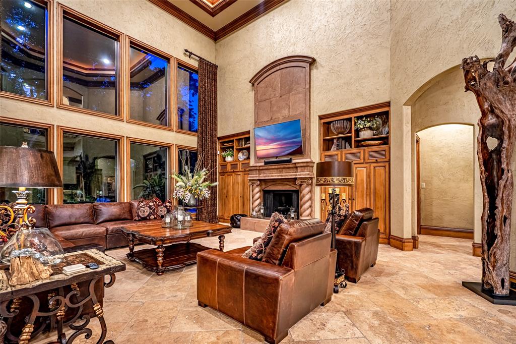 Starwood Ph Four Village 18 - Residential