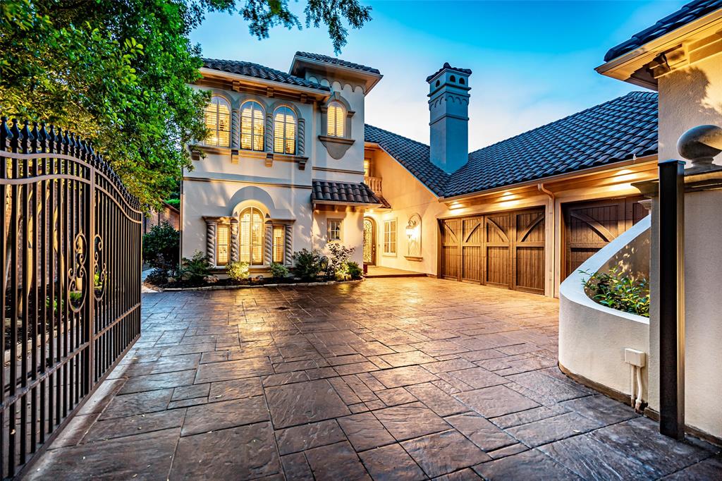 Starwood Ph Four Village 18 - Residential