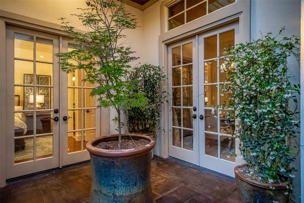 Starwood Ph Four Village 18 - Residential